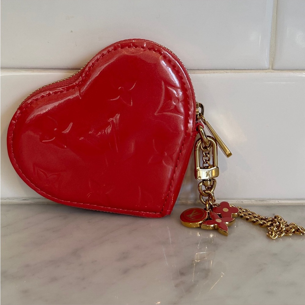 Louis Vuitton Vernis Heart Pouch